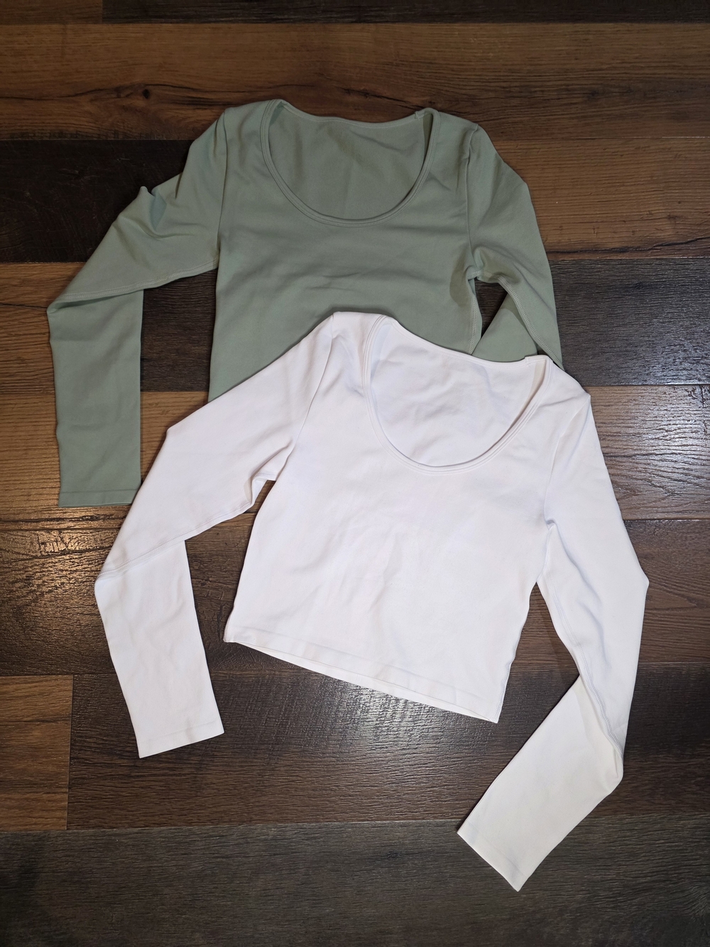 OQQ Long Sleeve Scoop Neck Crop Top - Sage Green and White